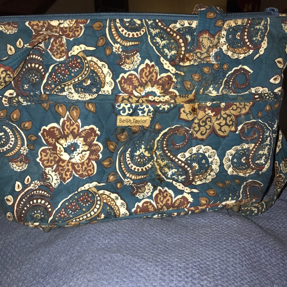 Very cute quilted bag